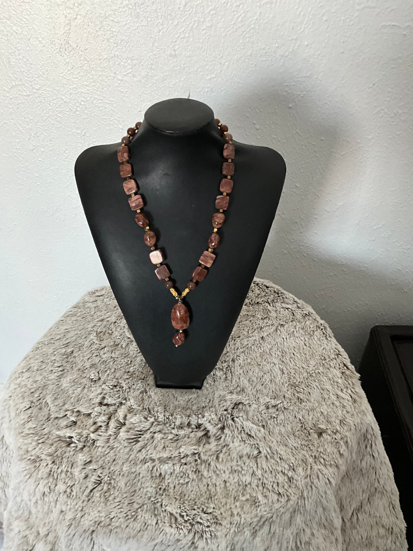 Brownish Red Agate Necklace