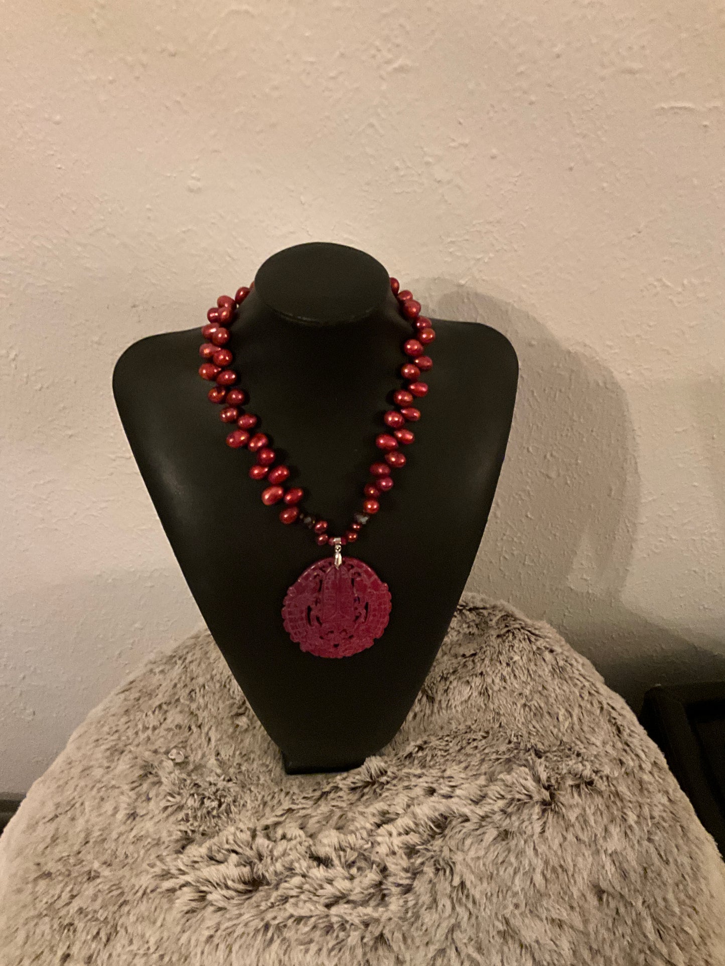 Red Hand Carved Jade Pendant with Pearls