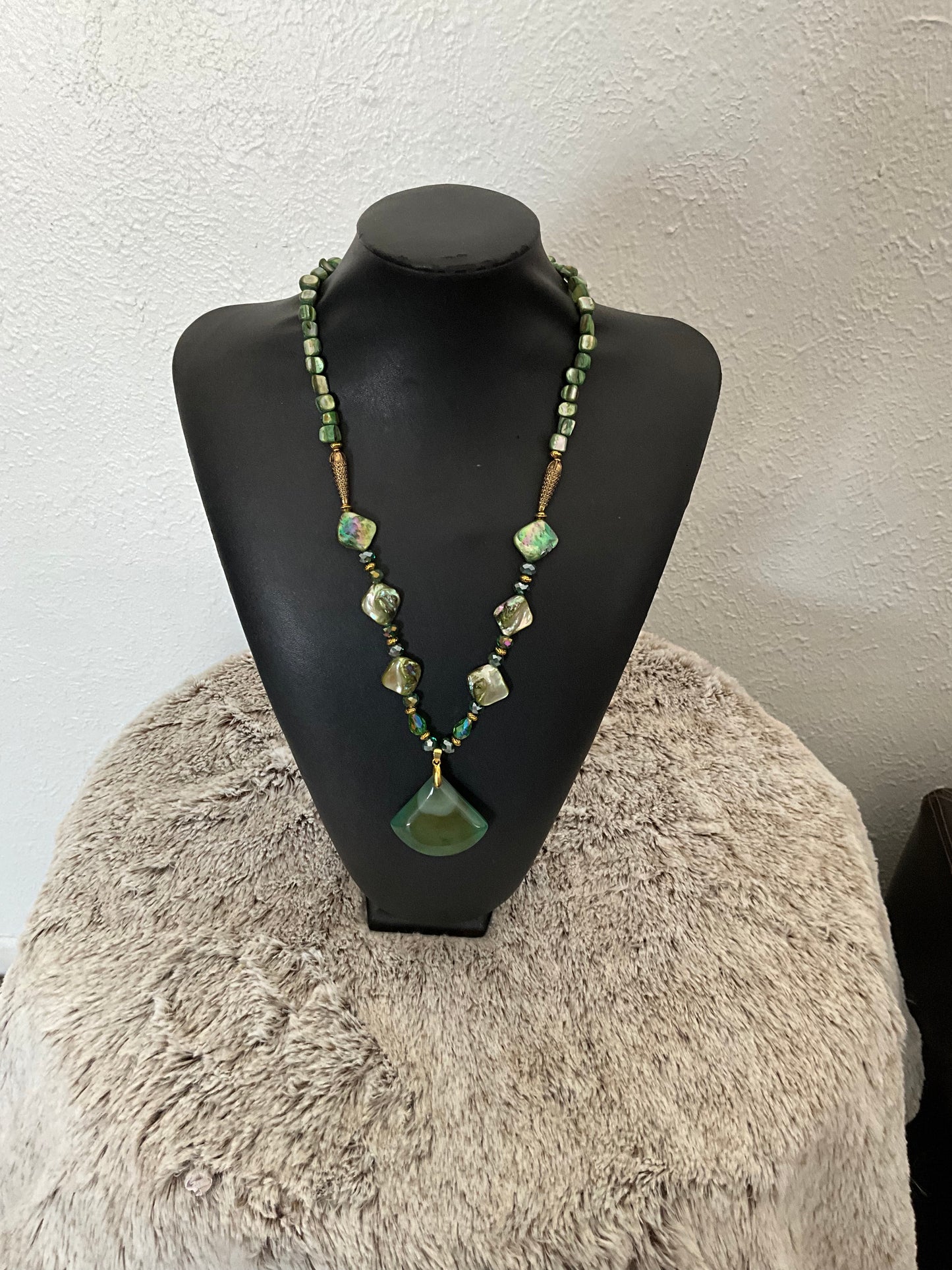 Green Agate, Crystal Necklace