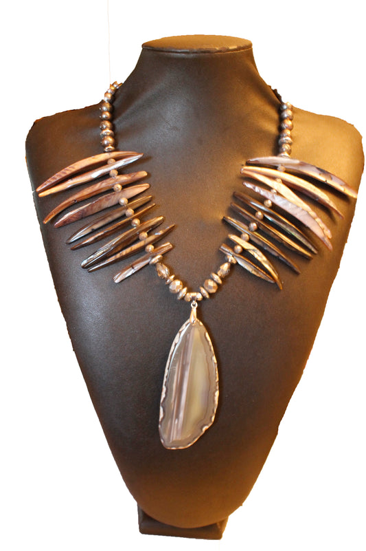 Grey Bandit  Agate Pendate